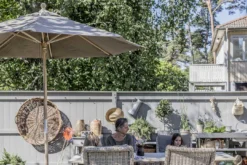 Brafab Reggio Sonnenschirm Ø300 Cm, Taupe -Brafab Verkaufs-Shop brafab reggio holzsonnenschirm 3m 9