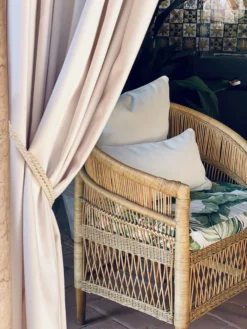 Narrow Stripe Kissen 25x45 Cm, Weiß -Brafab Verkaufs-Shop diyti narrow stripe cushion 25x45 cm 3 scaled