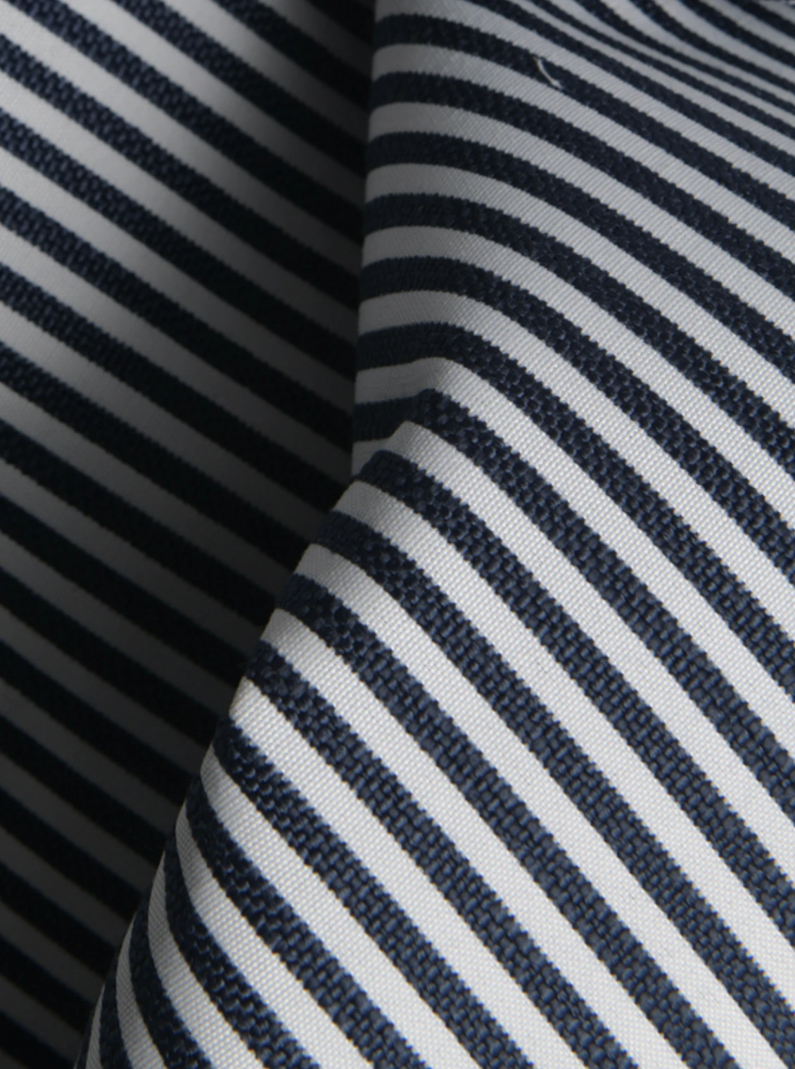 Narrow Stripe Sonnenbankkissen 60x186 Cm, Marineblau 2 Narrow Stripe Sonnenbankkissen 60x186 Cm, Marineblau – Bild 2