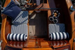 Wide Stripe Kissen 17x45 Cm, Marineblau -Brafab Verkaufs-Shop diyti wide stripe cushion 17x45 cm 7 scaled