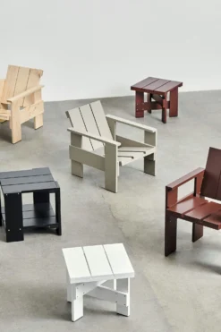 Hay Crate Niedriger Tisch, Iron Red -Brafab Verkaufs-Shop hay crate low table l45 x w45 x h40 pinewood 27