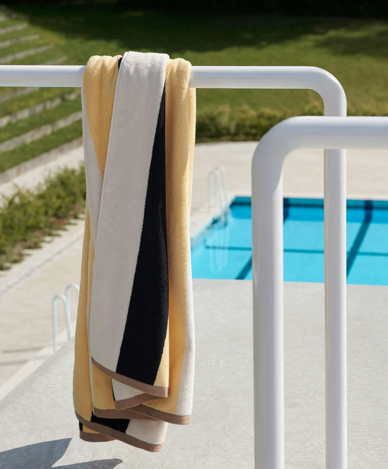 Hay Trio Strandtuch 170x90 Cm, Gelb 2 Hay Trio Strandtuch 170x90 Cm, Gelb – Bild 2