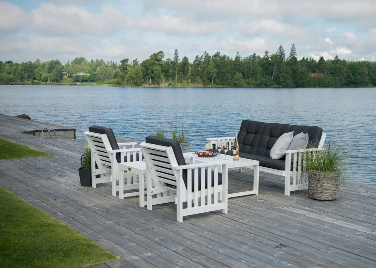 Gotland Sitzgruppe 5 Sitzplätze, Weiß 2 Gotland Sitzgruppe 5 Sitzplätze, Weiß – Bild 2