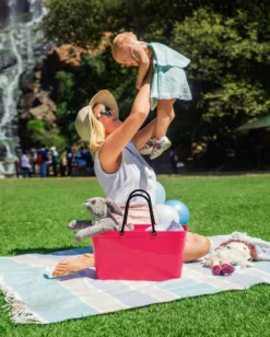 Hinza Tasche Gross Green Plastic, Rosa -Brafab Verkaufs-Shop hinza hinza bag green plastic tropical pink 3 scaled