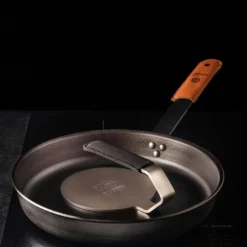 Kockums Jernverk Grillpresse Mit Griff Aus Neopren -Brafab Verkaufs-Shop kockums jernverk grillpresse 2