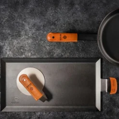 Kockums Jernverk Grillpresse Mit Griff Aus Tärnsjö-Leder -Brafab Verkaufs-Shop kockums jernverk grillpresse 6