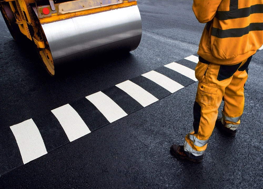 Bob Matte 70x200 Cm, Black/Vanilla 4 Bob Matte 70x200 Cm, Black/Vanilla – Bild 4