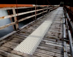 Honey Matte 70x350 Cm, Warm Grey/Vanilla -Brafab Verkaufs-Shop pappelina honey matte 70x100 cm warm grey vanilla 3