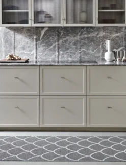 Kotte Teppich Charcoal/ Warm Grey, 70x150 Cm -Brafab Verkaufs-Shop pappelina kotte teppich kohle warmes grau 1