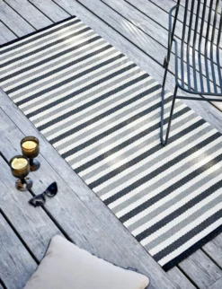 Teo Teppich Warmes Grau / Charcoal / Vanilla, 70x300 Cm 7 Teo Teppich Warmes Grau / Charcoal / Vanilla, 70x300 Cm -Brafab Verkaufs-Shop pappelina teo rug warm grey charcoal vanilla 2