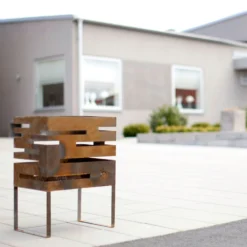 Röshults Urban 70 Fire Basket, Untreated Steel -Brafab Verkaufs-Shop roshults fire basket urban 2